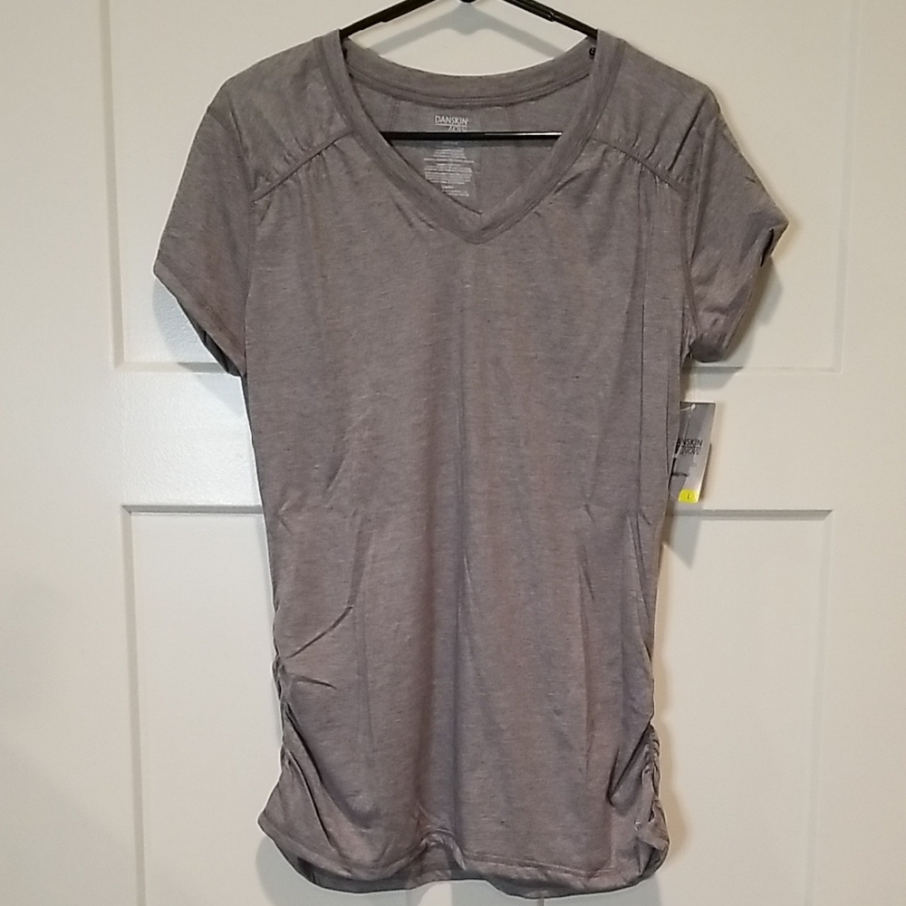 Danskin Heather Gray Semi Fitted V-Neck Workout Tee With Dri More Size Large NWT